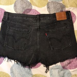 Levi’s cut off button up shorts. Size 32